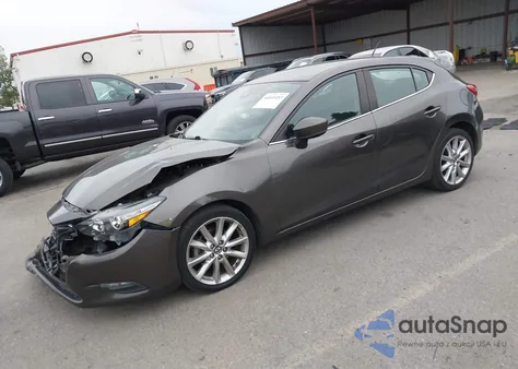 2017 Mazda Mazda3 Touring из США, поврежденный, VIN 3MZBN1L73HM156211